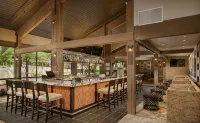 Riverhouse Lodge