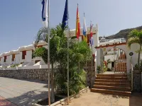 Ura Hotels Apartamentos Montecarlo - 2-Star