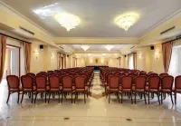 Grand Hotel Villa Politi - parking