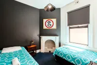 Six Degrees Boutique Hotel - Pysäköinti