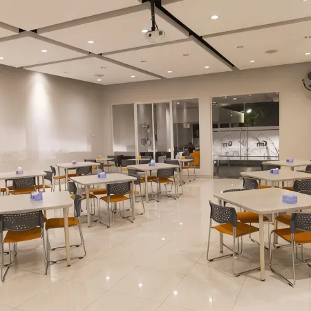 Hotel GM253 Отели в г. Джембер