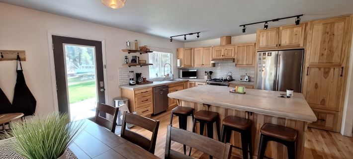 Crater Lake Resort Hotels in Klamath County