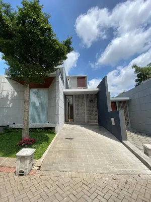 Villa Nawasena Batu