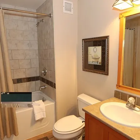 Gorgeous 1 Bedroom 1 Bath Condo in Center Village, Copper Mountain