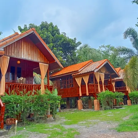 Teak House Lanta