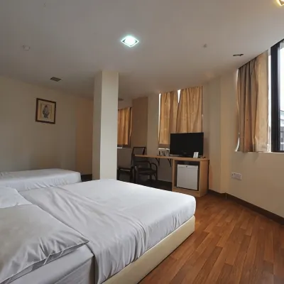 Hotel Ambassador @ Bukit Bintang Отели рядом с достопримечательностью «Торговый центр Fahrenheit 88»