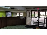 Super 8 by Wyndham Ruther Glen Kings Dominion Area