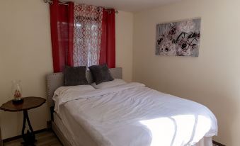 Beautiful Cottage on Spread Eagle Chain of Lakes