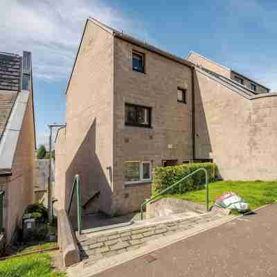 Riverside Garden Apartment with lovely River Tay views and parking Hotel Exterior