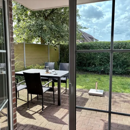 Cozy Vacation Apartment in Hooksiel - Barrier-Free - Incl. Beach Chair on the Beach
