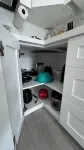Private apt, king bed, laundry inside