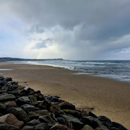 The Beaches, beachfront 2 bed home with seaviews in Banff Aberdeenshire