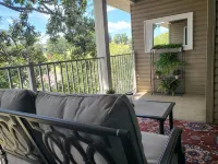 Romantic Summer Getaway for Two!! Easy Walk-in 1Bd 1BA Condo... No Steps!!!