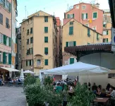 Casetta dello Zucchero - walk to the Aquarium!