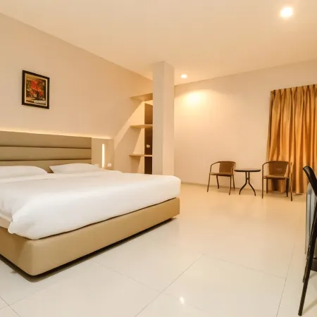 Lovina Inn Hotel Batam