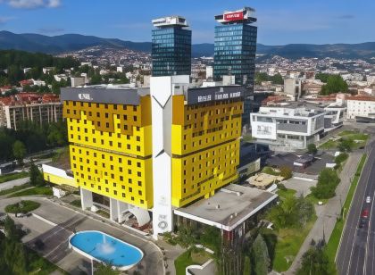 Hotel Holiday