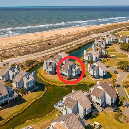 Updated Villa Near Bhi Club - Reduced Spring Rates Through May
