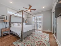 15 Steps from Beach Access! Brand New Duplex - Wifi