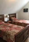 views! Location! Historic 2BR/1BA loft with Views-Downtown Telegraph House