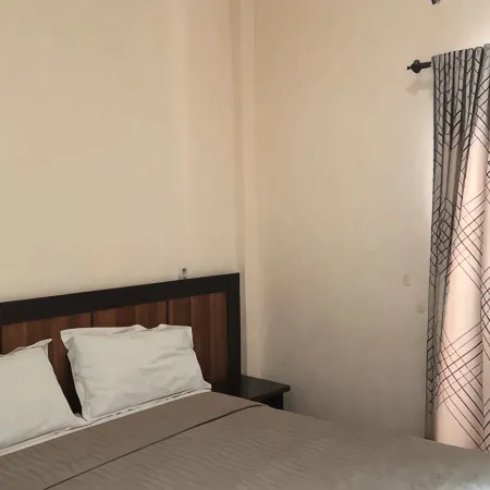 Senjoyo Agung Guest House