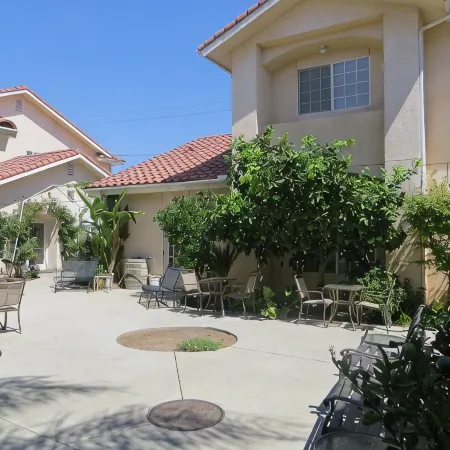 Garden Inn and Suites Fresno