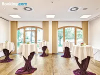 Holiday Inn Innsbruck - Bintang 4