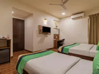 Hotel Imperial Park - parkir