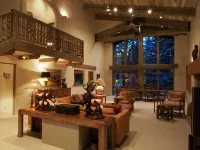 Elegant, Private, Close to Town,  Sun Valley Home Right On Trail Creek! - Wi-Fi