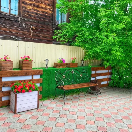 Бастон на Никитина