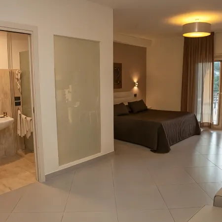 4 Spa Resort Hotel