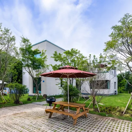 Jeju Jejuga Joaseo Pension Отели рядом с достопримечательностью «Лес Биджарам»