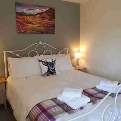 Beautiful views, walking distance to town Rooms