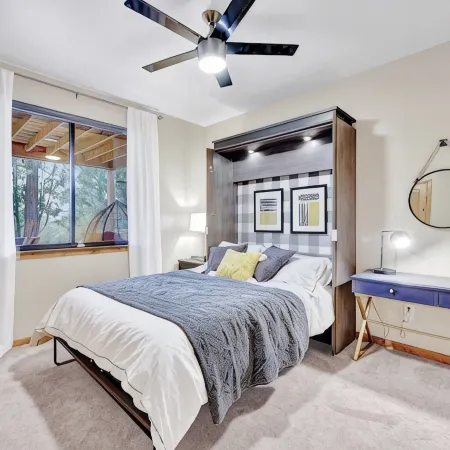 Designer Mountain Chalet • 1 Acre • Dual Primary Suites • Game Room • Sleeps 12