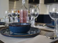Falkirk City Centre Stylish 2 Bed Flat Hotels in Falkirk