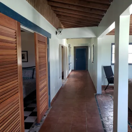 Spacious 3 bedroom 2 bath home close to town