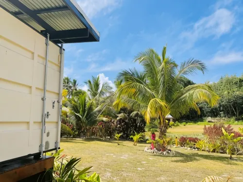 Are Mii , a stylish one room container home - 3-Star