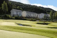 Nermo Hotel & Apartments - parking