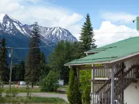 Fireweed Motel Hotels in Smithers