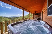 "Her Endless Views" Cabin Has Incredible Mountain Views, Hot Tub, and Firepit - Mountain view