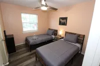 Claremore Whole House - Just Fully Remodeled - Dogs Allowed - No Checkout Chores - 3-Sterne