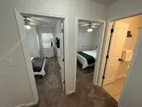 Spacious Townhouse In High Point Near HPU & Furniture Market - Bungalows