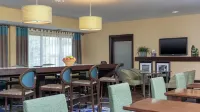 Hampton Inn East Lansing - Lemmikkieläimet sallittu