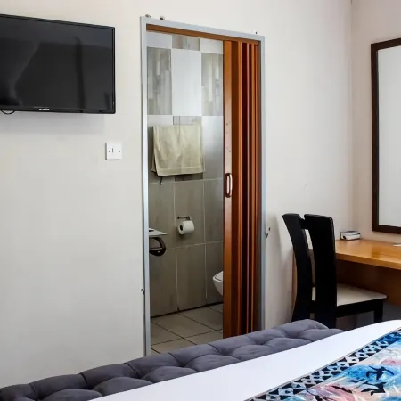 The New Mall Guesthouse