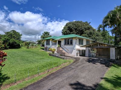 Spacious Historic Estate ~ 5 Min Walk to Hilo & Bay Front