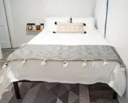 Minimalist Style Home in Downtown JC - TF #12 - Homestays