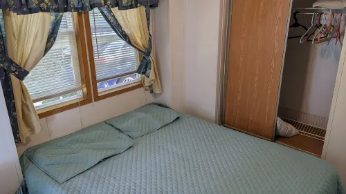 Park unit #3 for rent by Silver Lake NY - 2-Star