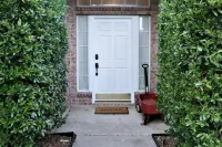 Family Friendly Home Convenient to everything! - Bungalows