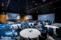 Clarion Hotel Copenhagen Airport - 4-Star
