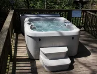 Rustic Riverfront Getaway Directly On The River!!  You can't get any closer! - Wifi