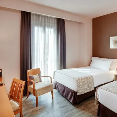 Sercotel Alcalá 611 Hotels near Ciudad Lineal